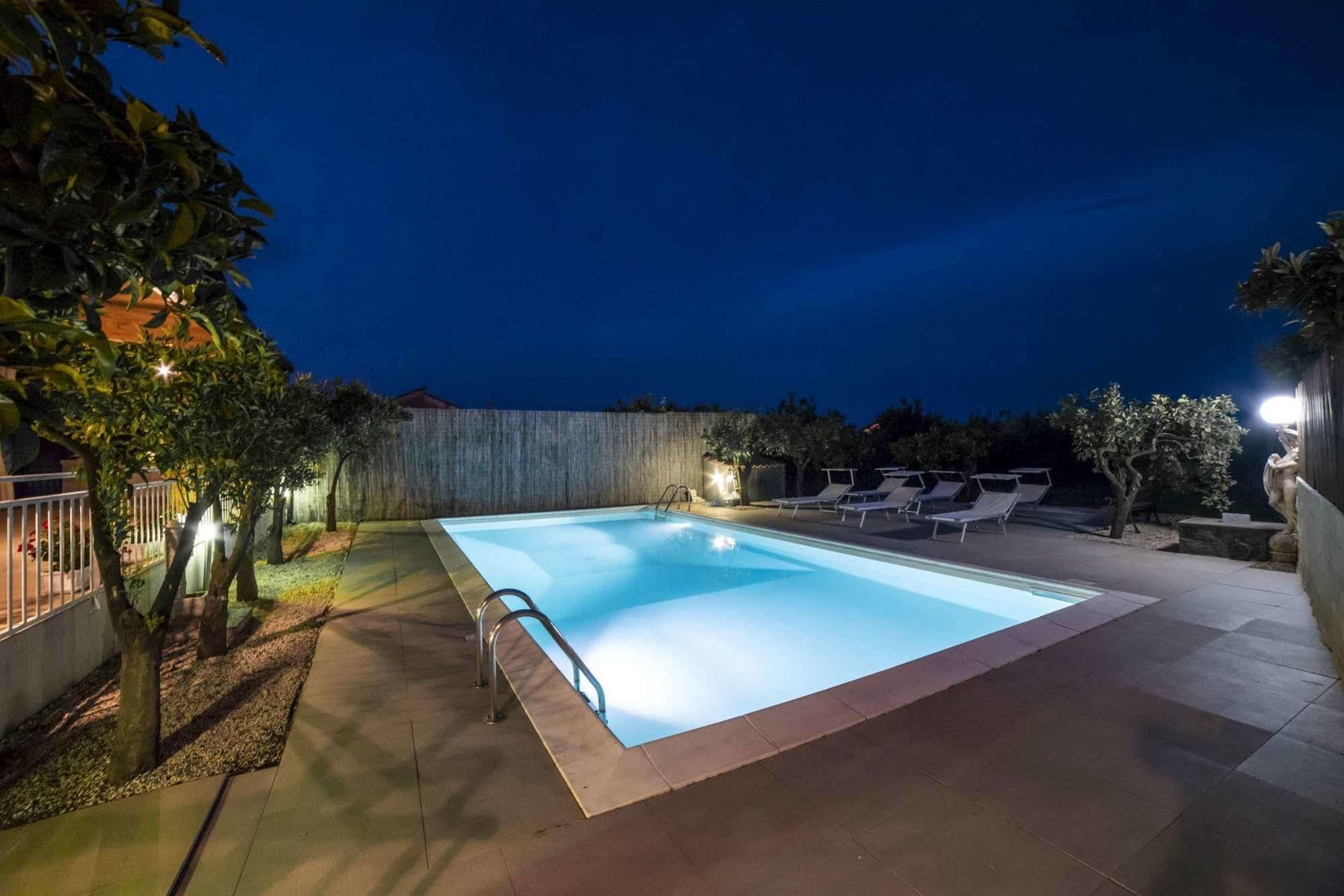 Villa Venere Pool Apartment Piedimonte Etneo Esterno foto